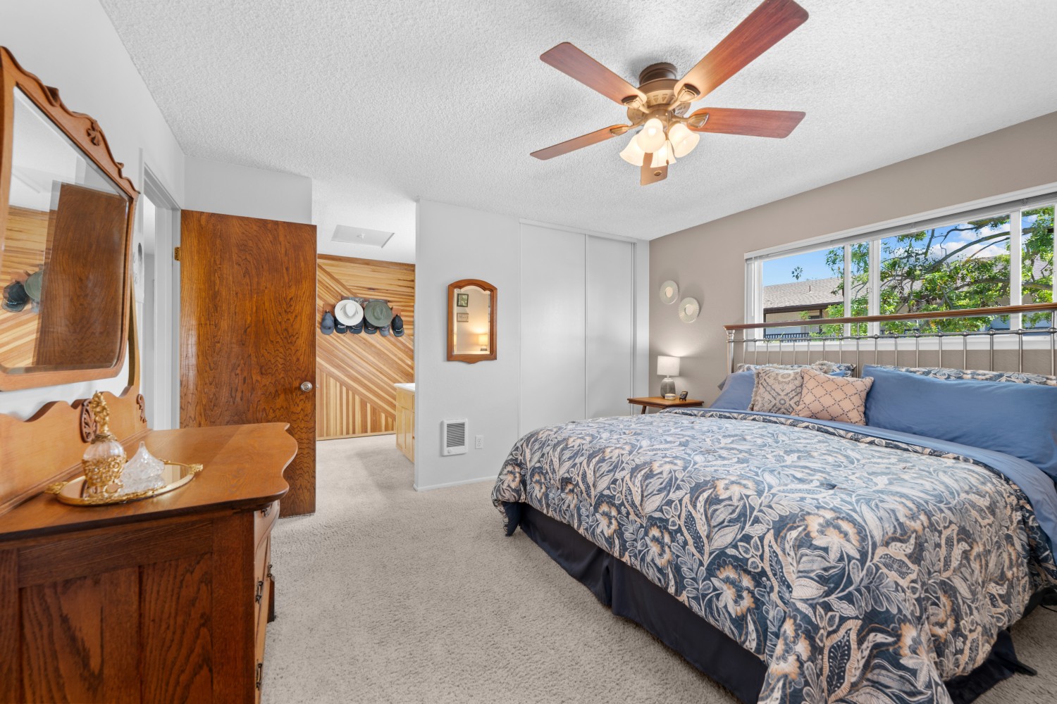 Elfyer - Vista, CA House - For Sale