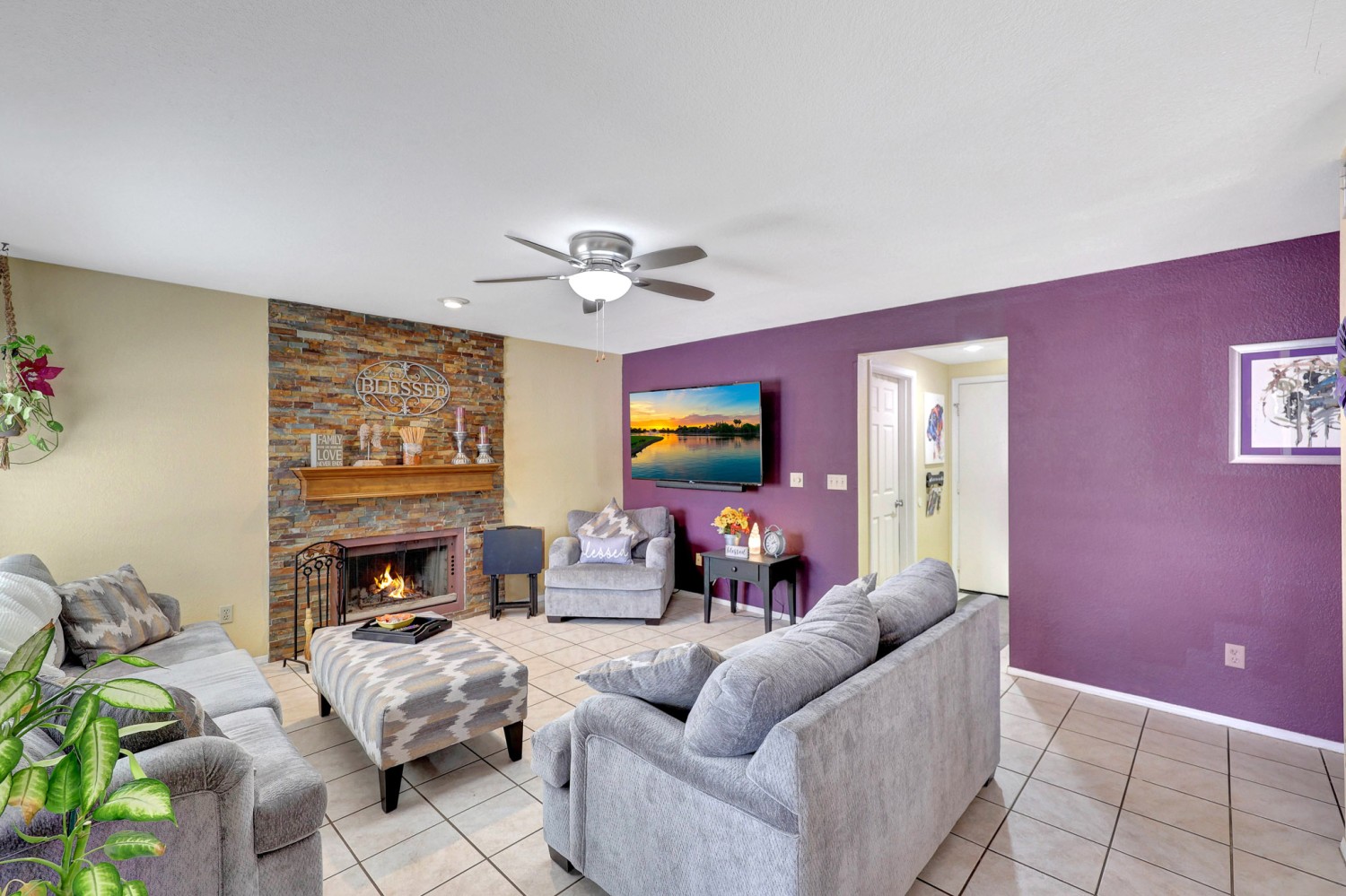 Elfyer - Glendale, AZ House - For Sale