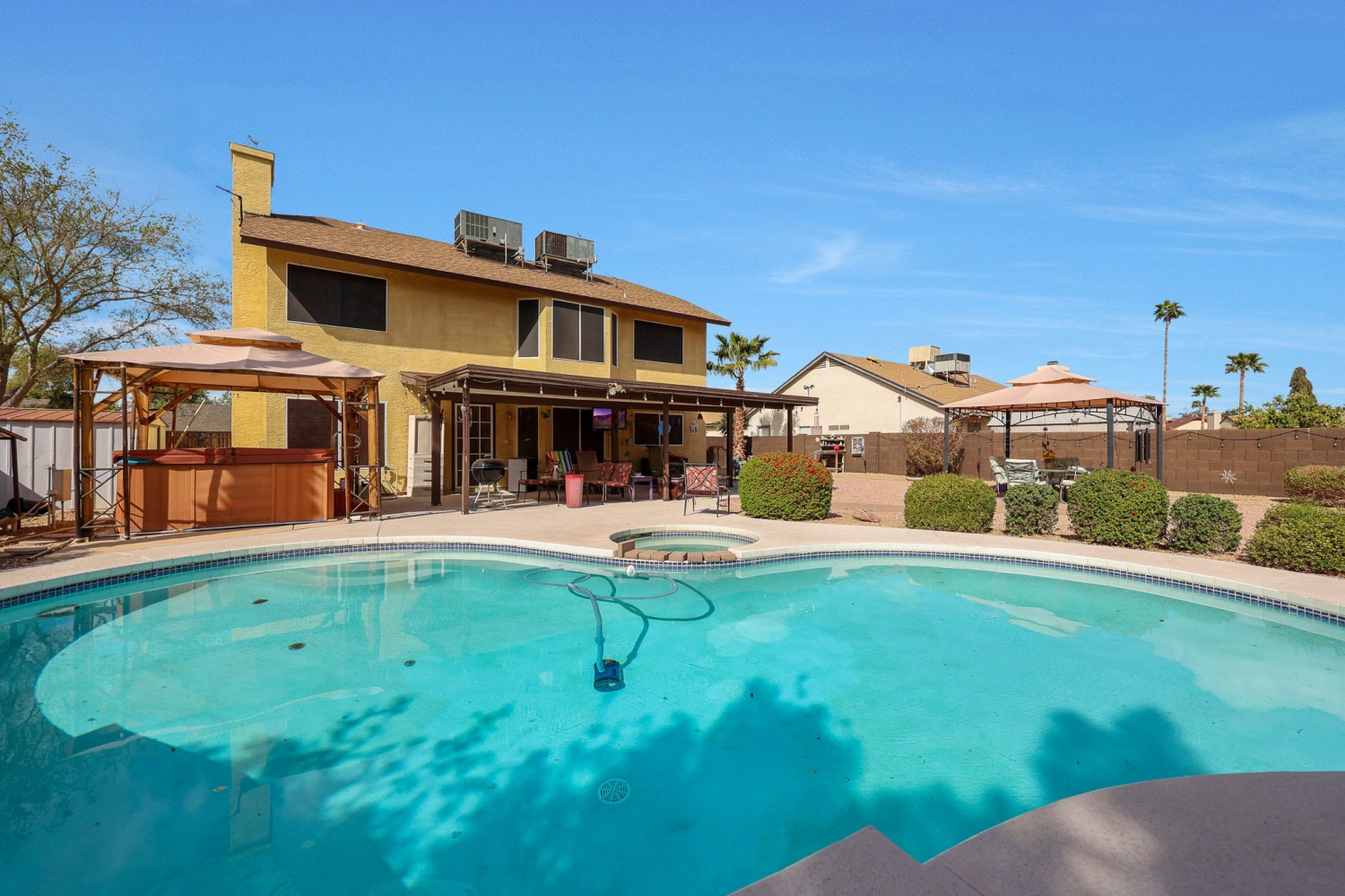 Elfyer - Glendale, AZ House - For Sale