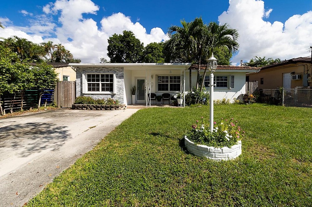 Elfyer - MIAMI,  House - For Sale