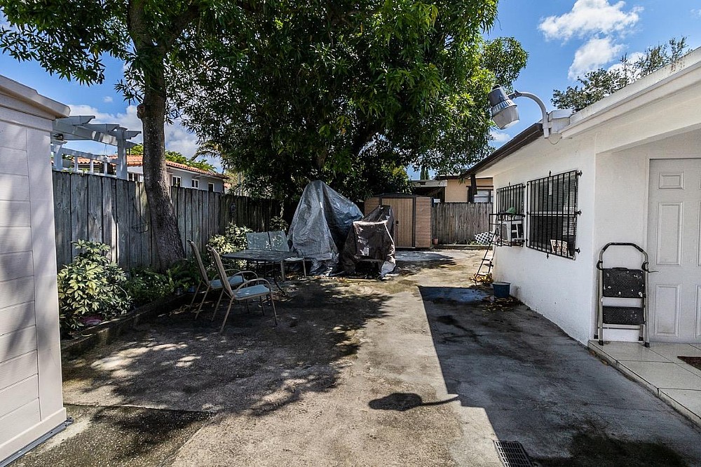 Elfyer - MIAMI,  House - For Sale