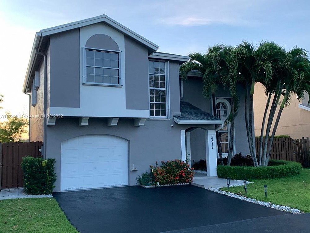 Elfyer - Doral, FL House - For Sale