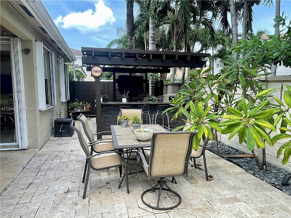 Elfyer - Doral, FL House - For Sale