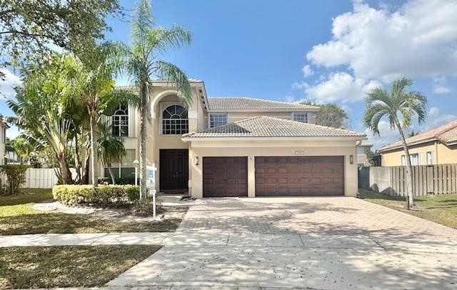 Elfyer - Pembroke Pines, FL House - For Sale