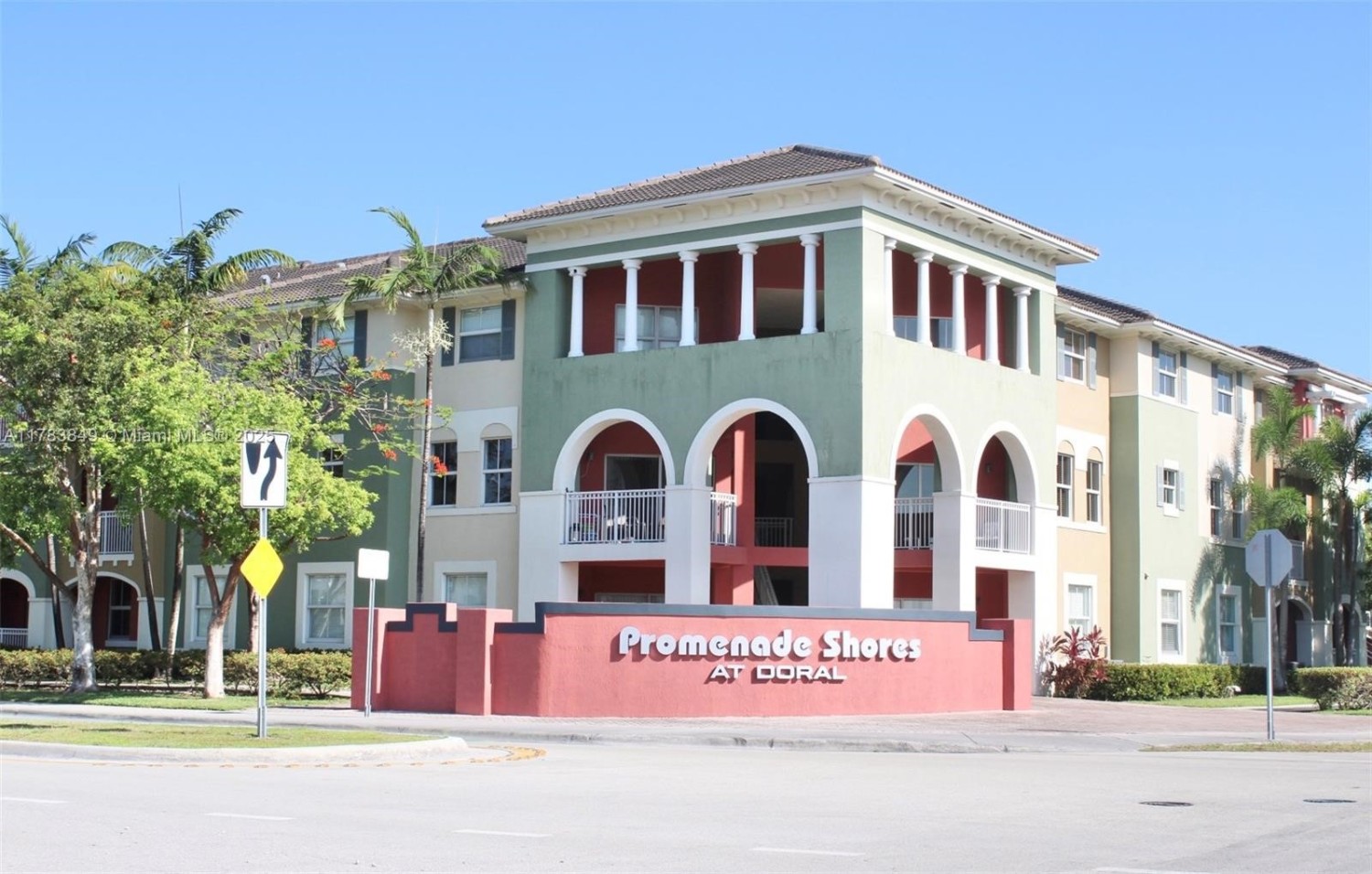 Elfyer - Doral, FL House - For Sale