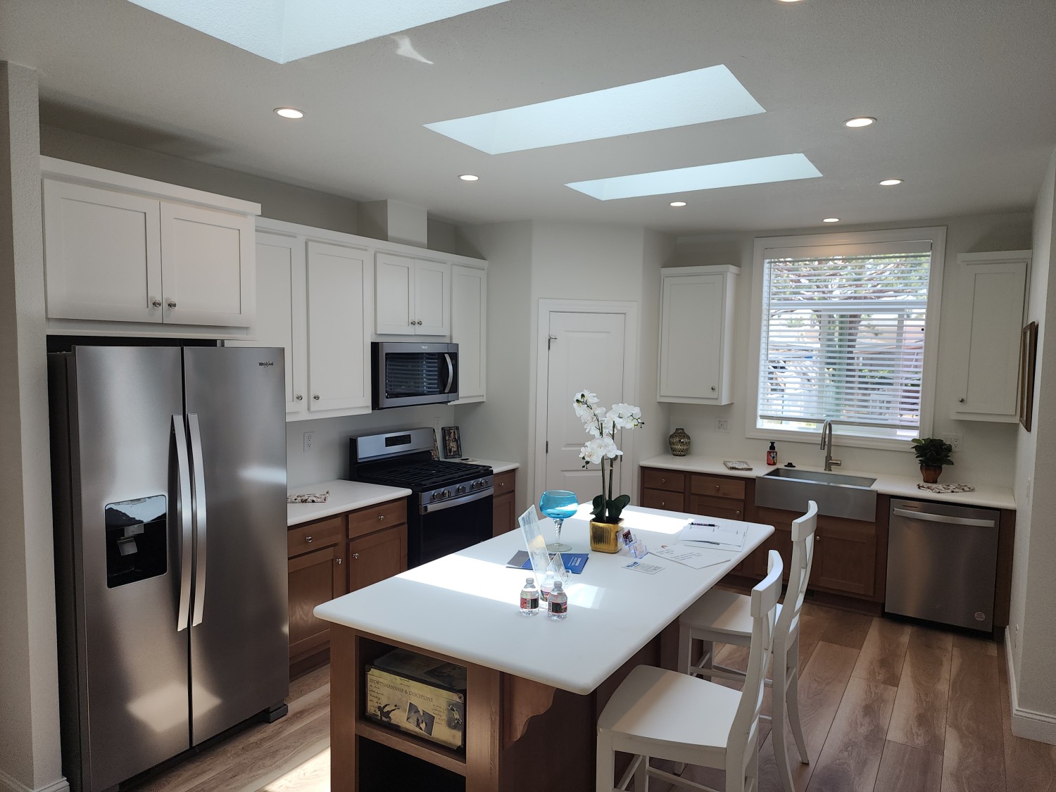 Elfyer - Huntington Beach, CA House - For Sale