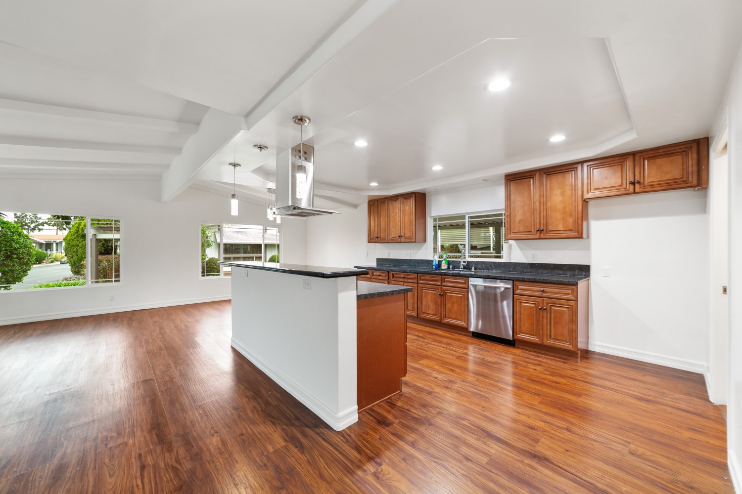 Elfyer - Placentia, CA House - For Sale