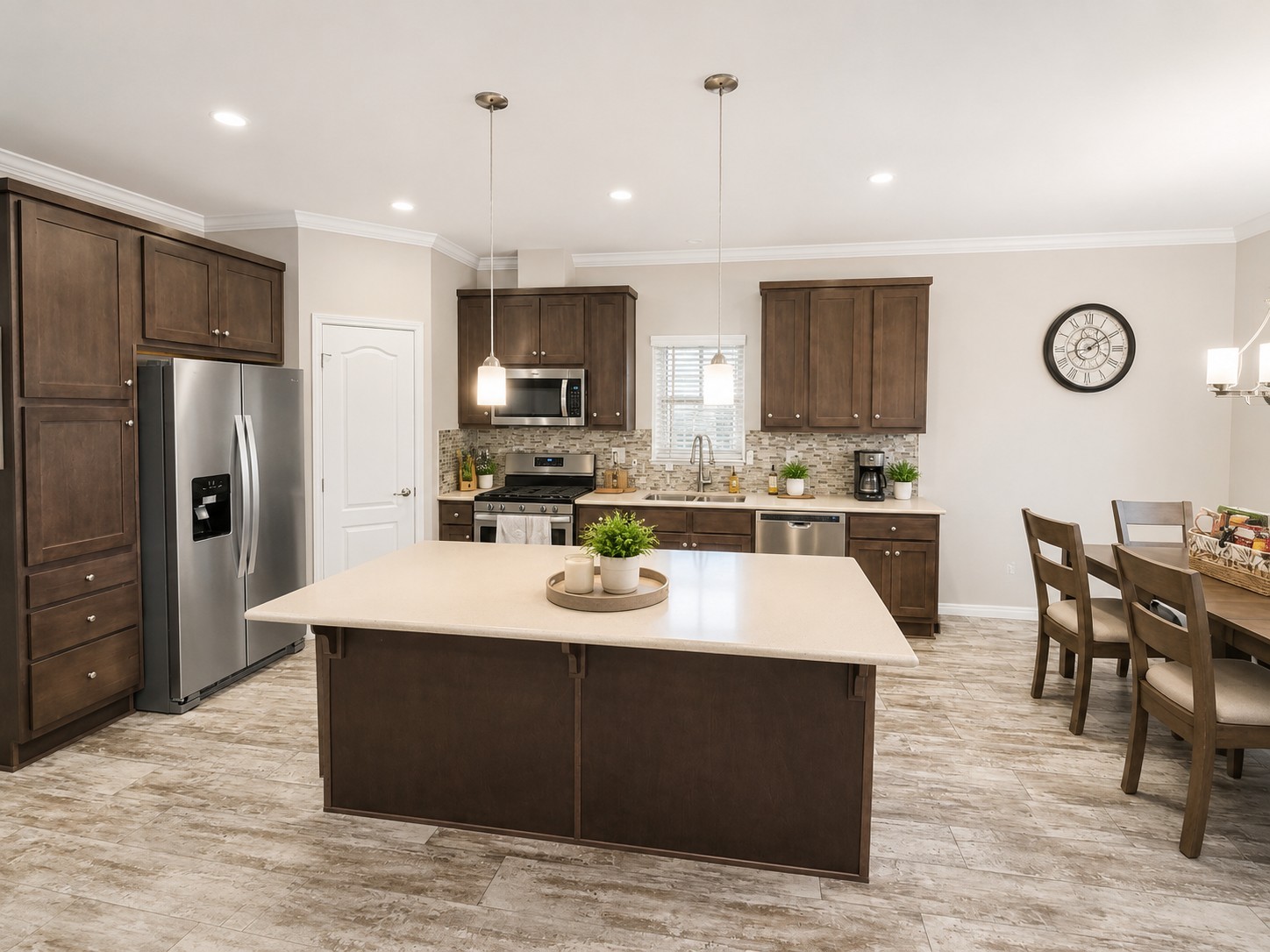 Elfyer - Huntington Beach, CA House - For Sale
