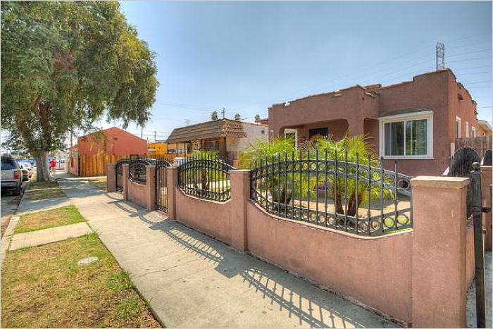 Elfyer - Los Angeles, CA House - For Sale