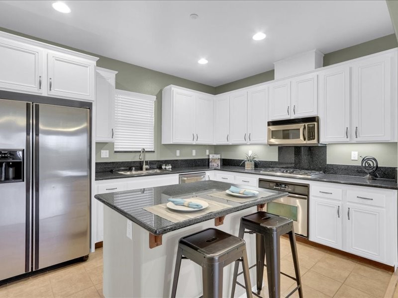 Elfyer - Chula Vista, CA House - For Sale