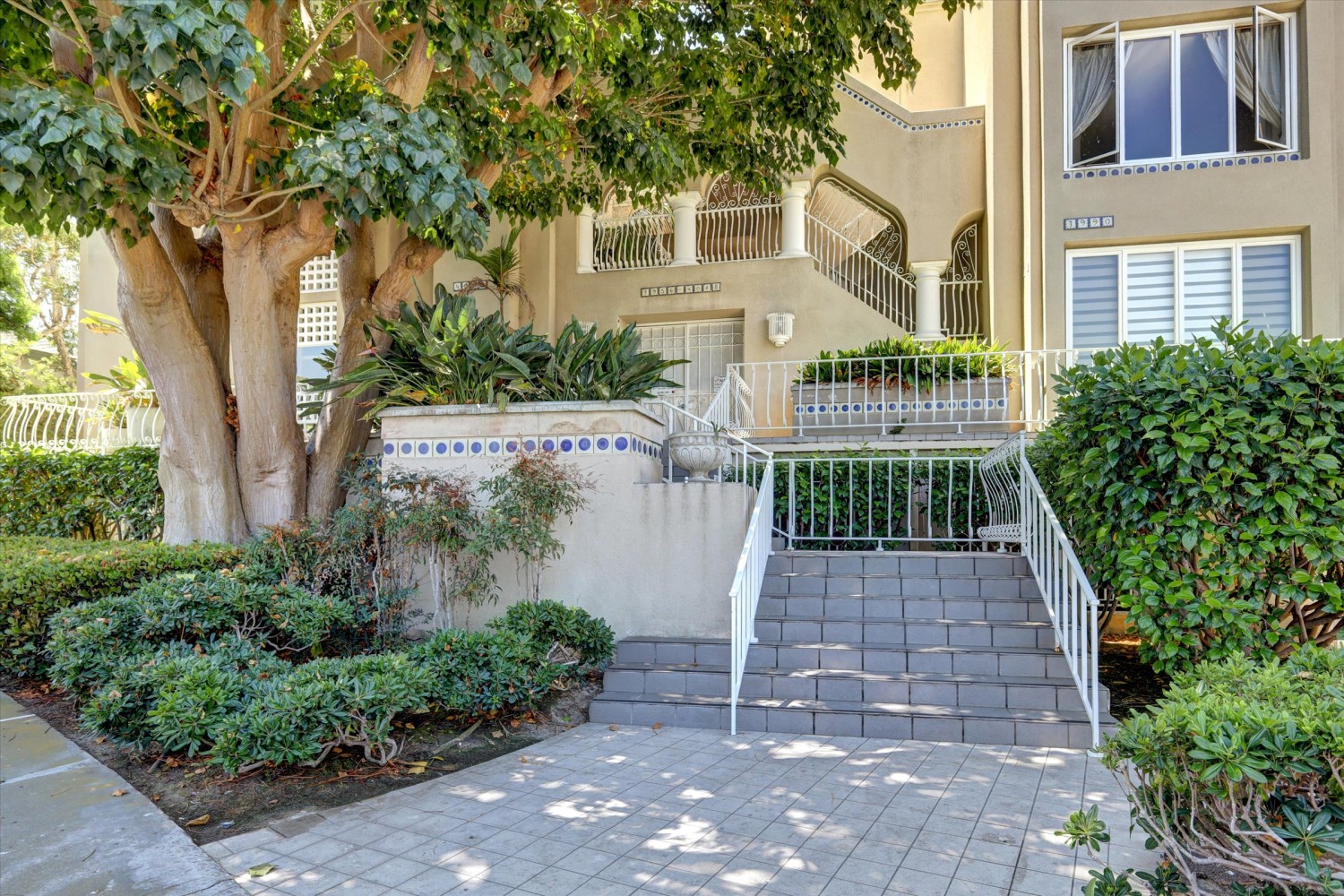 Elfyer - San Diego, CA House - For Sale