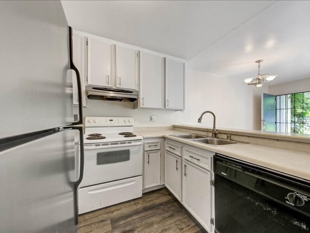 Elfyer - San Diego, CA House - For Sale