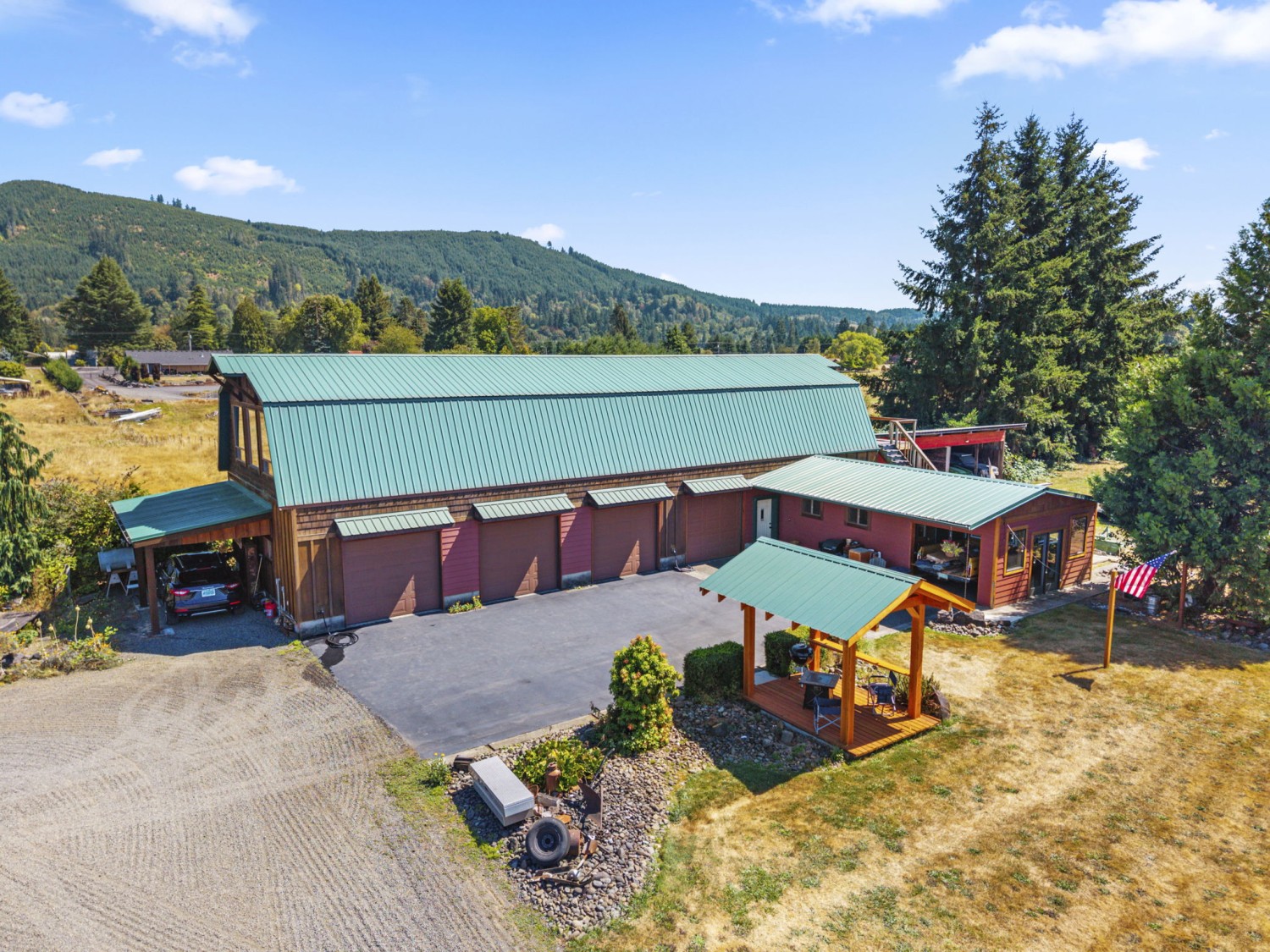 Elfyer - Kelso, WA House - For Sale