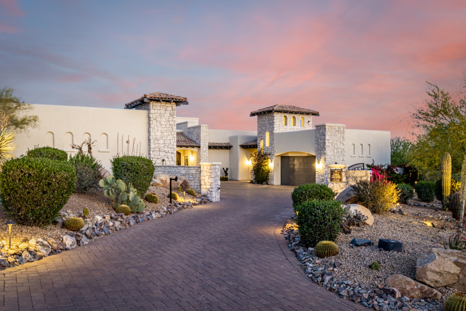 Elfyer - Cave Creek, AZ House - For Sale