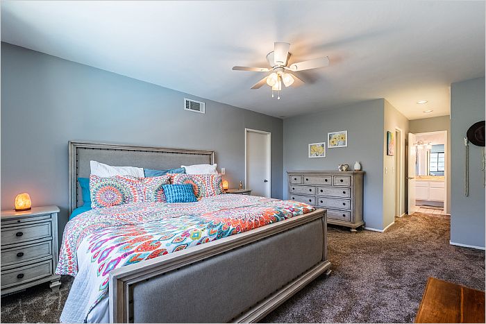 Elfyer - Burbank, CA House - For Sale