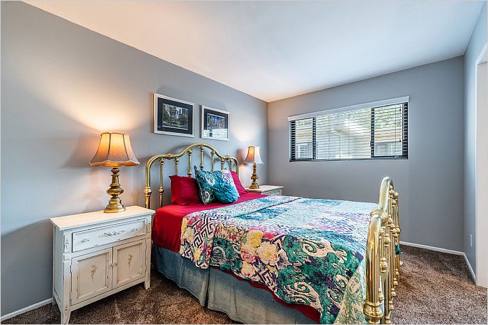 Elfyer - Burbank, CA House - For Sale