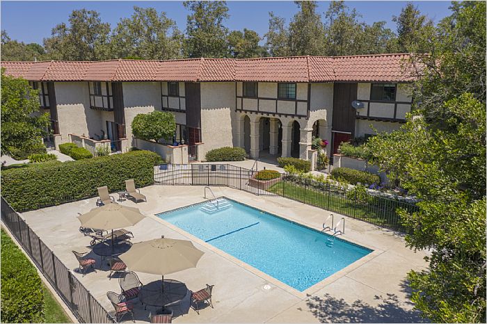 Elfyer - Burbank, CA House - For Sale