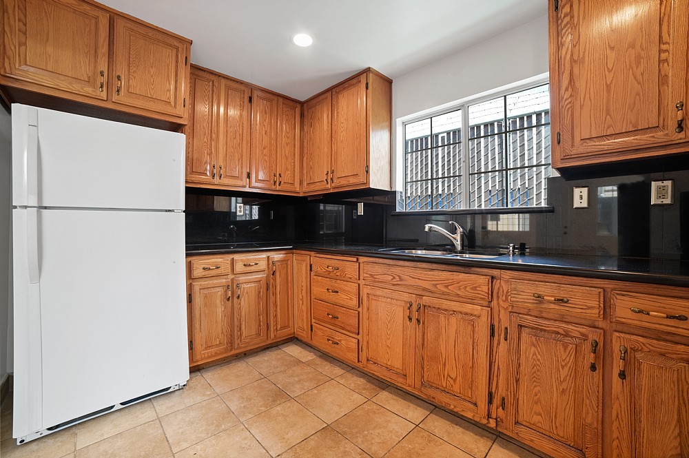 Elfyer - Los Angeles, CA House - For Sale