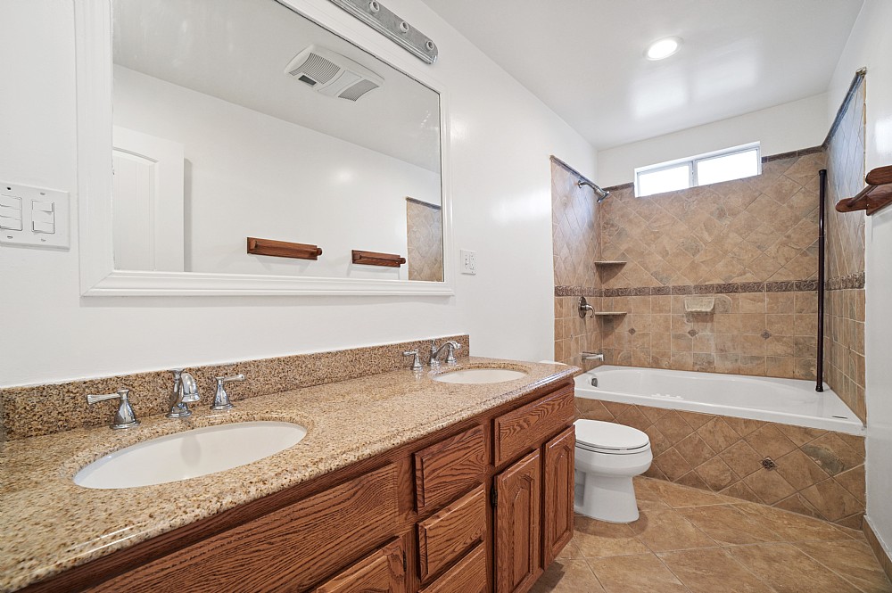 Elfyer - Los Angeles, CA House - For Sale