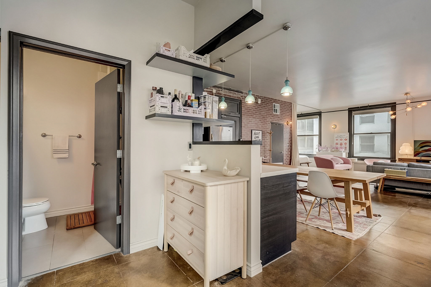 Elfyer - Los Angeles, CA House - For Sale