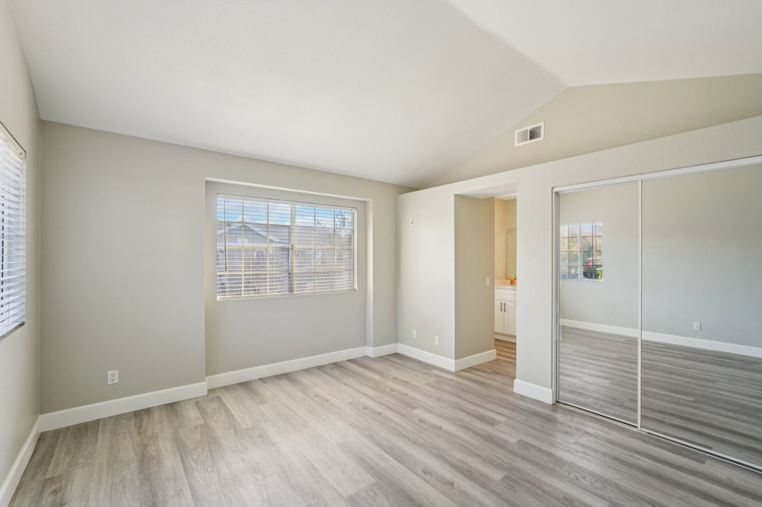 Elfyer - La Verne, CA House - For Sale