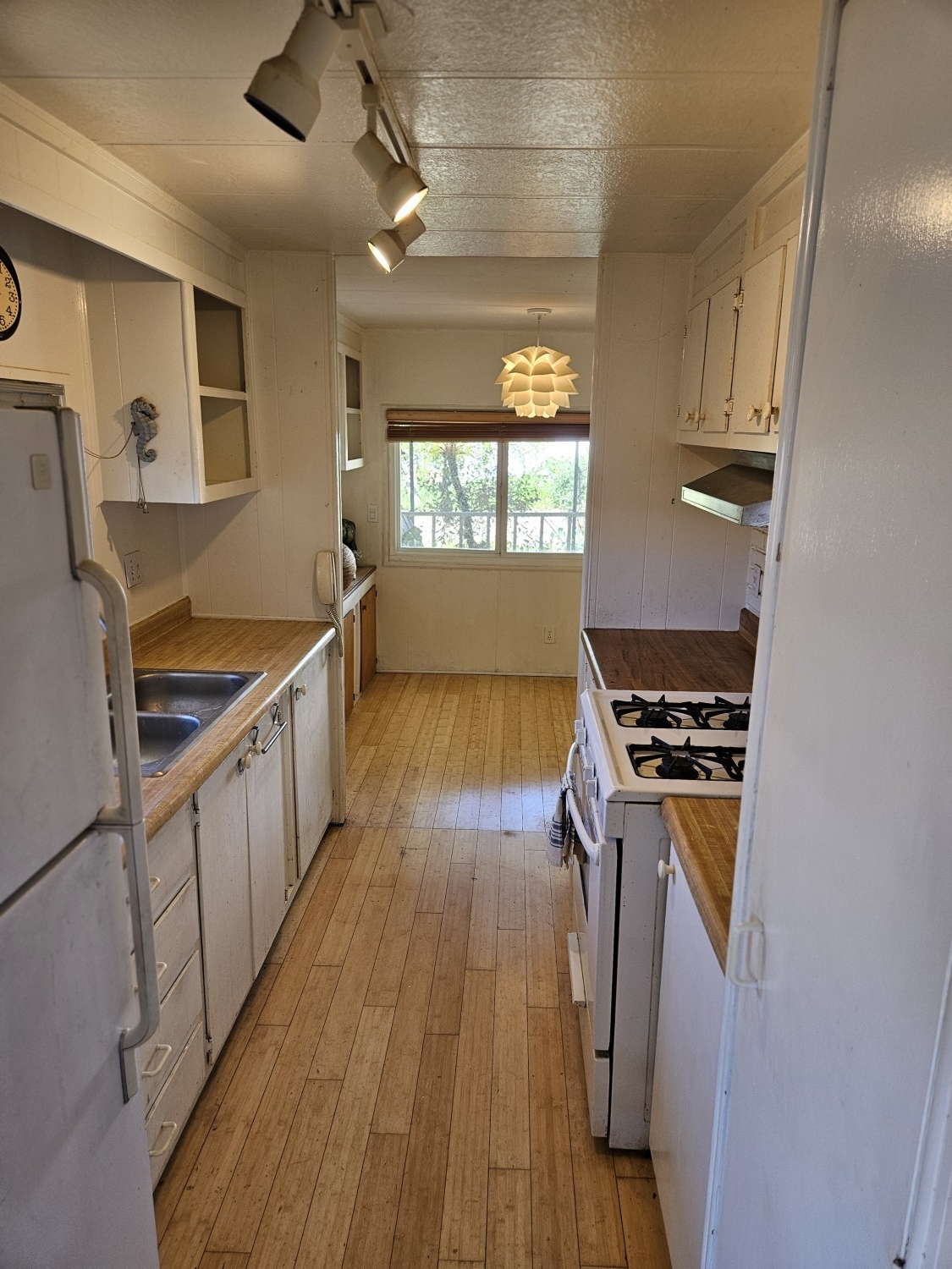 Elfyer - Carpinteria, CA House - For Sale