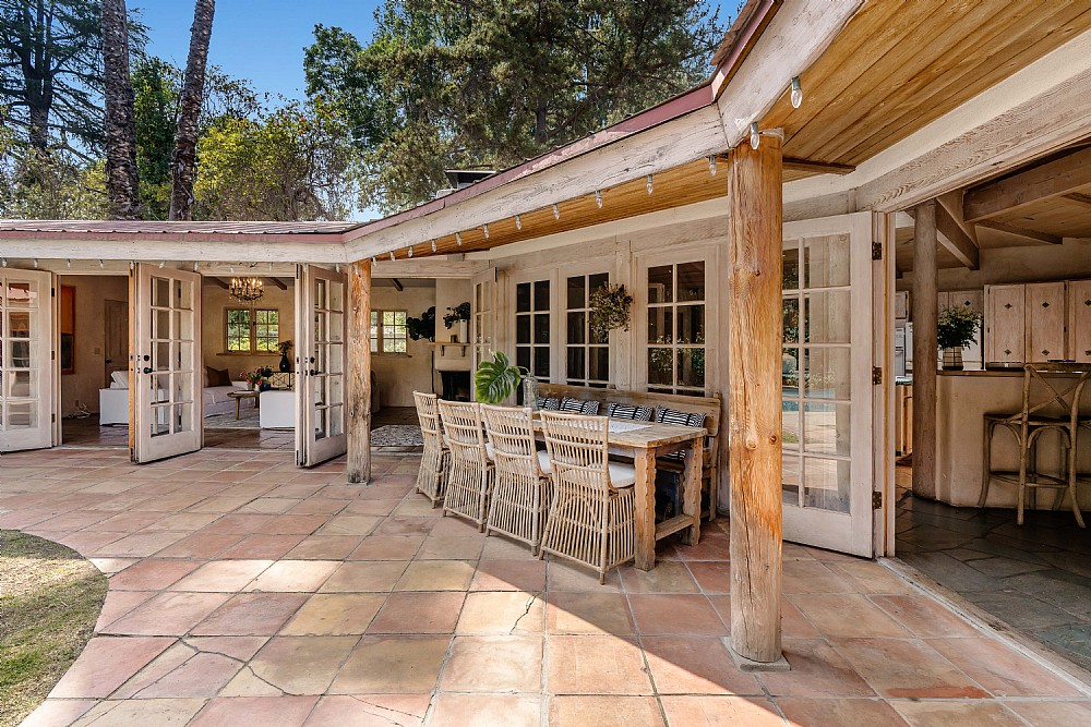 Elfyer - Studio City,  House - For Sale