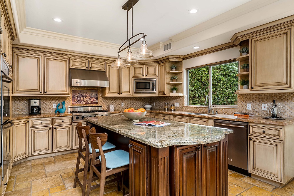 Elfyer - Sherman Oaks,  House - For Sale