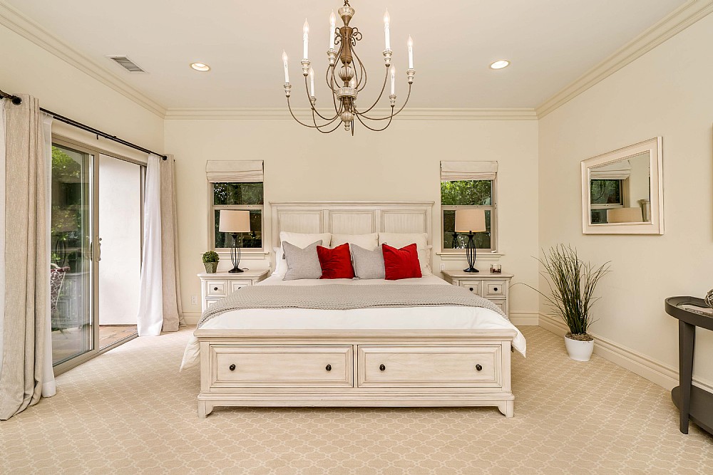 Elfyer - Sherman Oaks,  House - For Sale