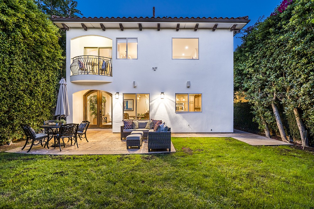 Elfyer - Sherman Oaks,  House - For Sale