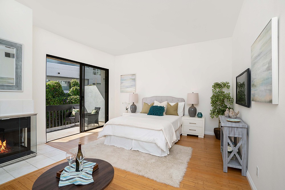 Elfyer - Studio City, CA House - For Sale