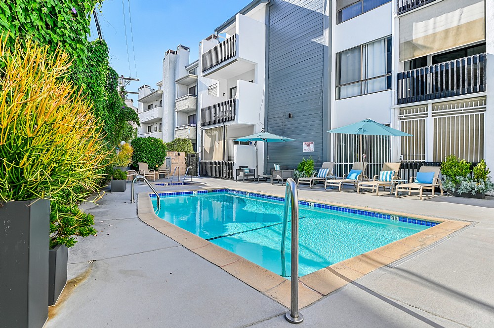 Elfyer - Studio City, CA House - For Sale