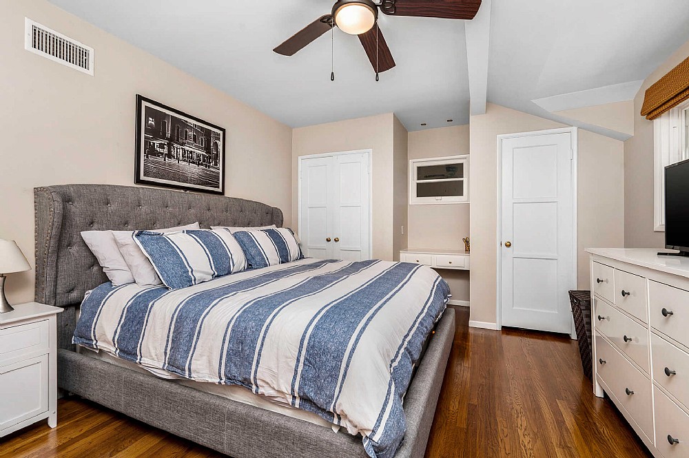 Elfyer - Sherman Oaks, CA House - For Sale