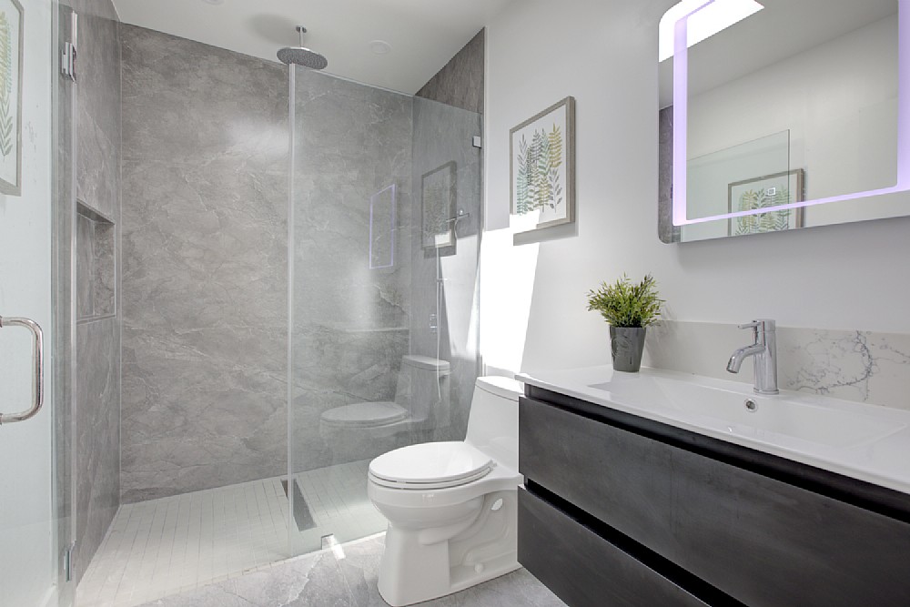 Elfyer - Sherman Oaks, CA House - For Sale