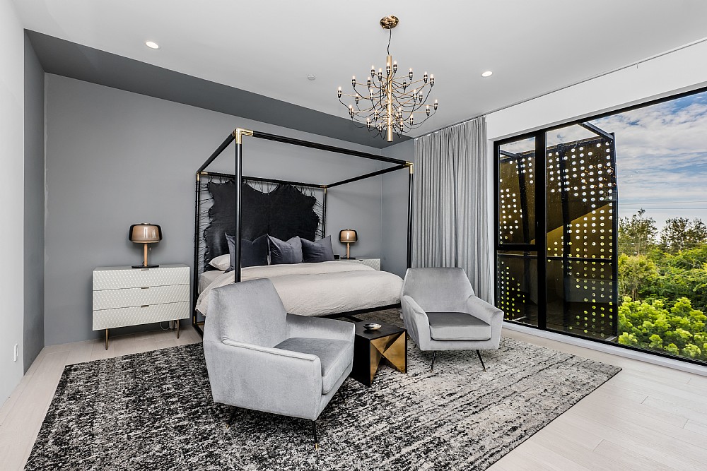 Elfyer - Los Angeles, CA House - For Sale