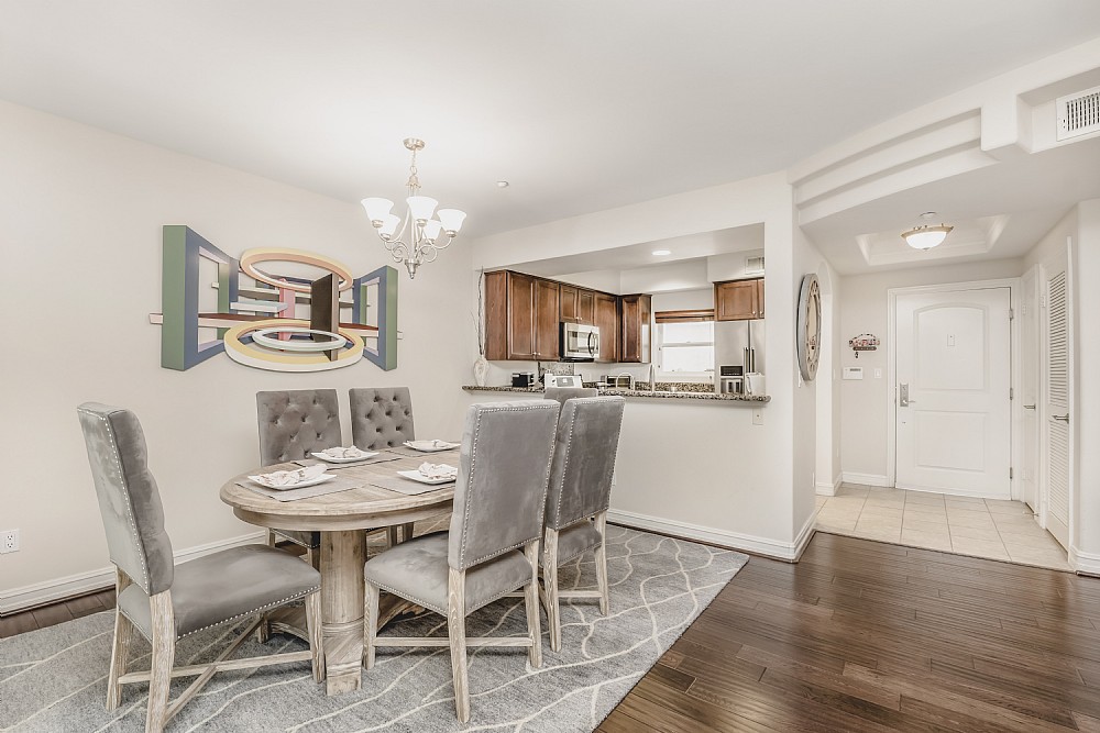 Elfyer - Studio City, CA House - For Sale