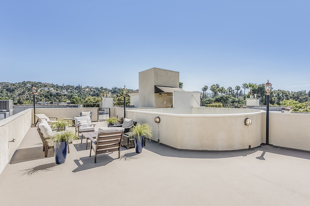 Elfyer - Studio City, CA House - For Sale