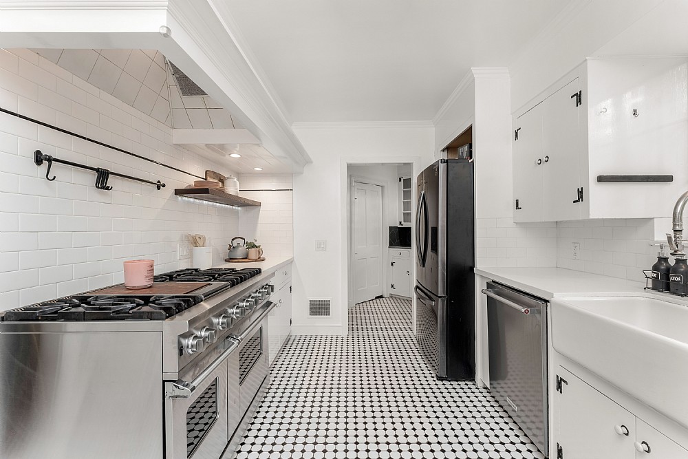 Elfyer - Los Angeles, CA House - For Sale