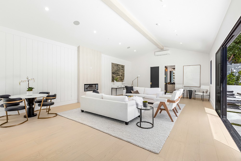 Elfyer - Tarzana, CA House - For Sale