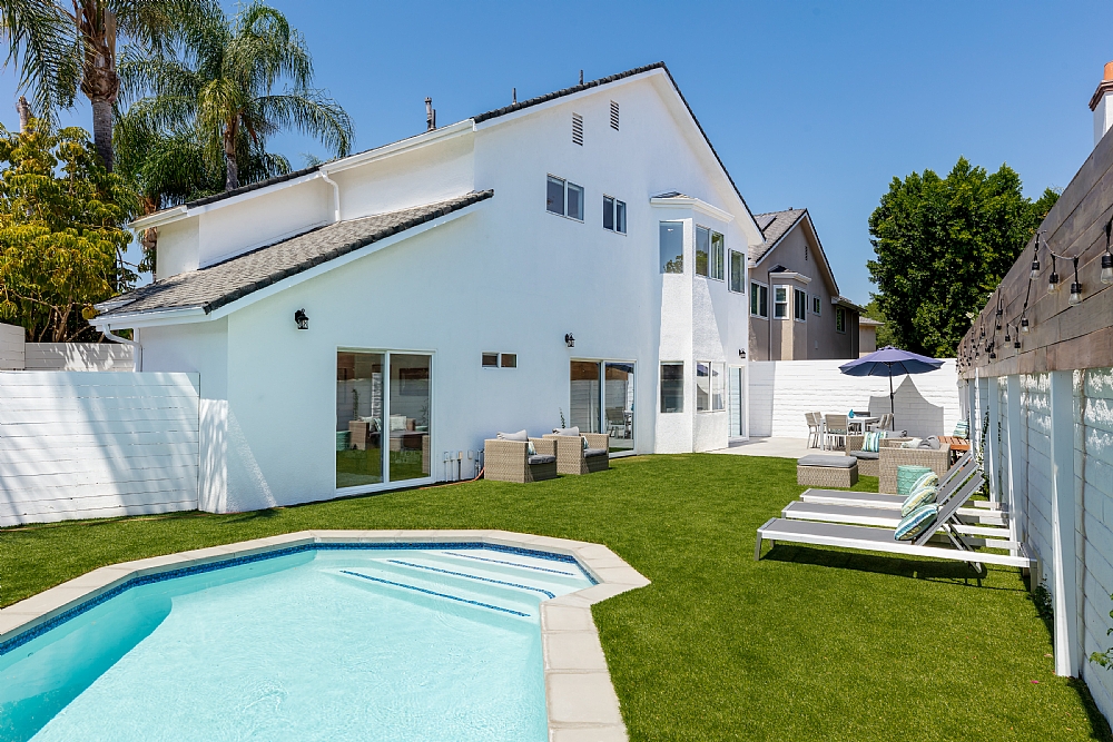 Elfyer - Tarzana, CA House - For Sale