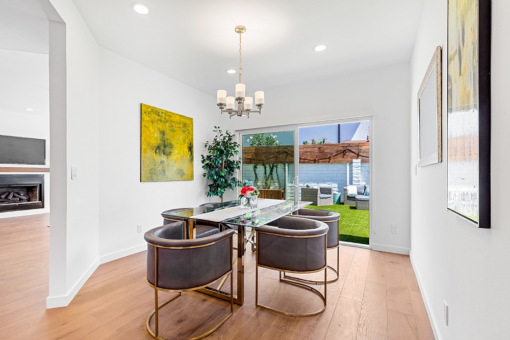 Elfyer - Tarzana, CA House - For Sale