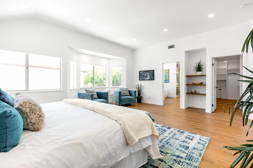 Elfyer - Tarzana, CA House - For Sale