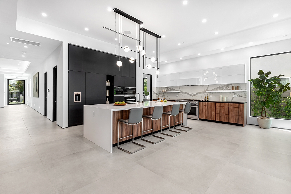 Elfyer - Sherman Oaks, CA House - For Sale