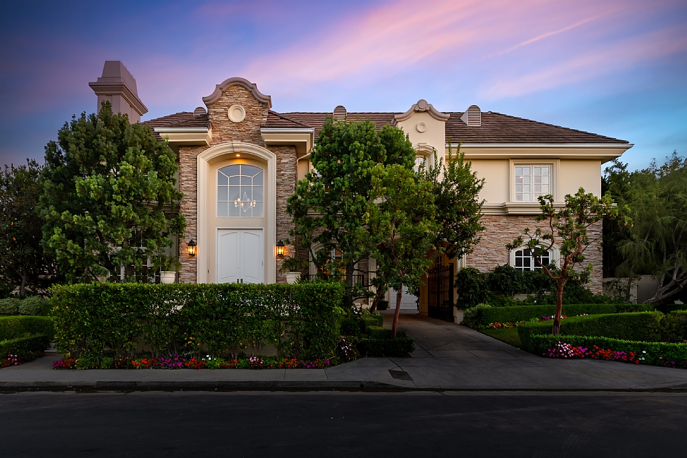 Elfyer - Tarzana, CA House - For Sale