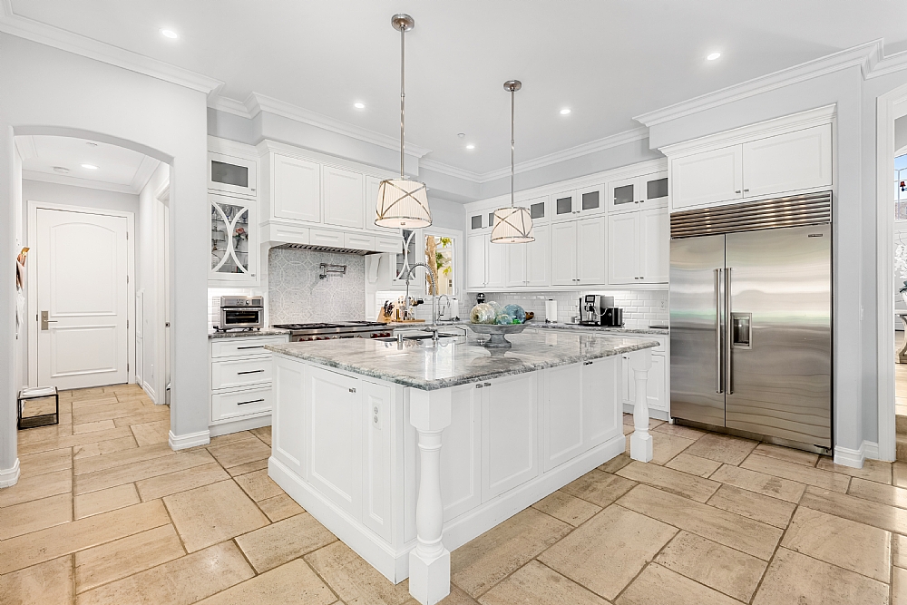 Elfyer - Tarzana, CA House - For Sale