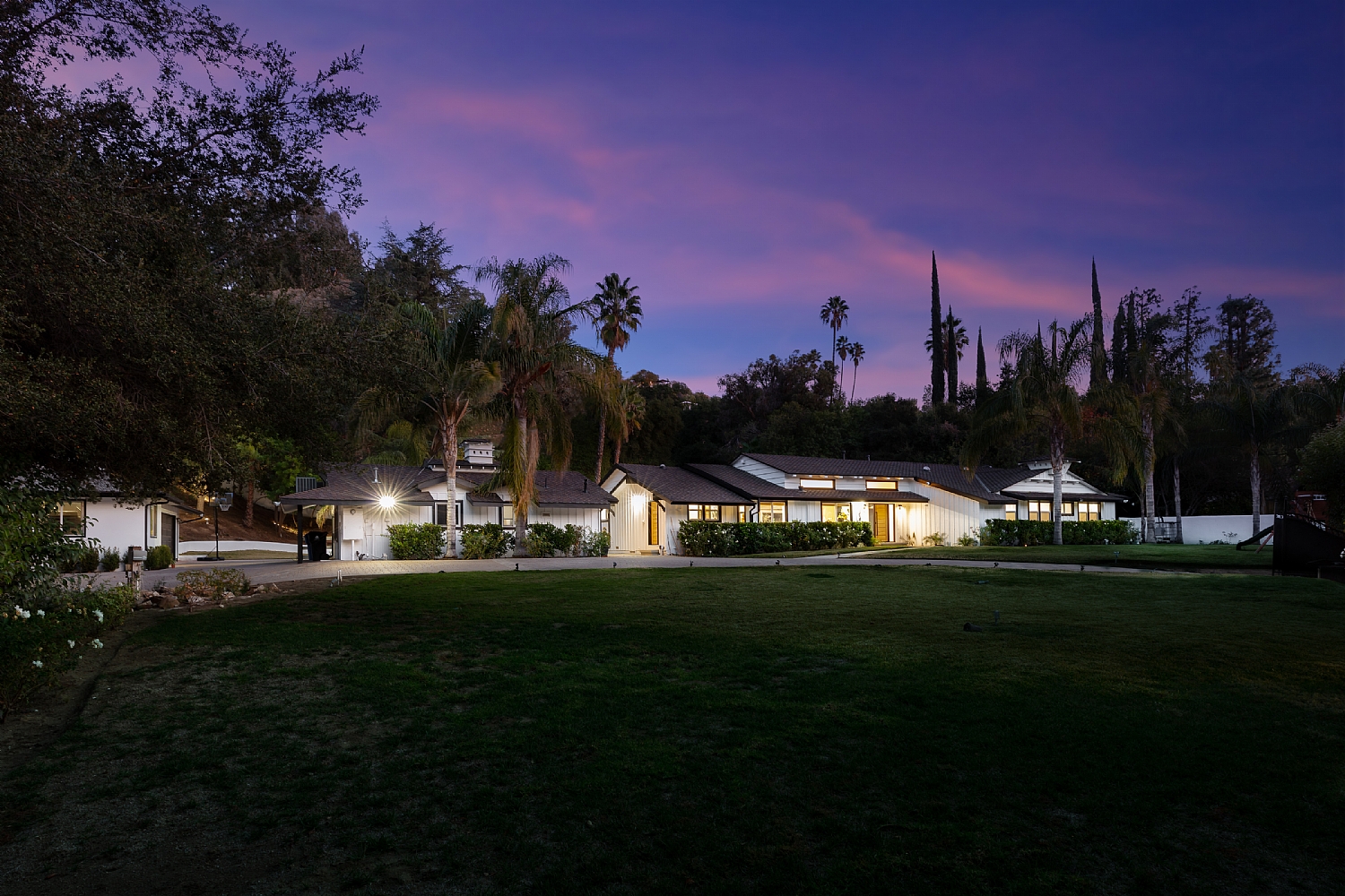 Elfyer - Tarzana, CA House - For Sale
