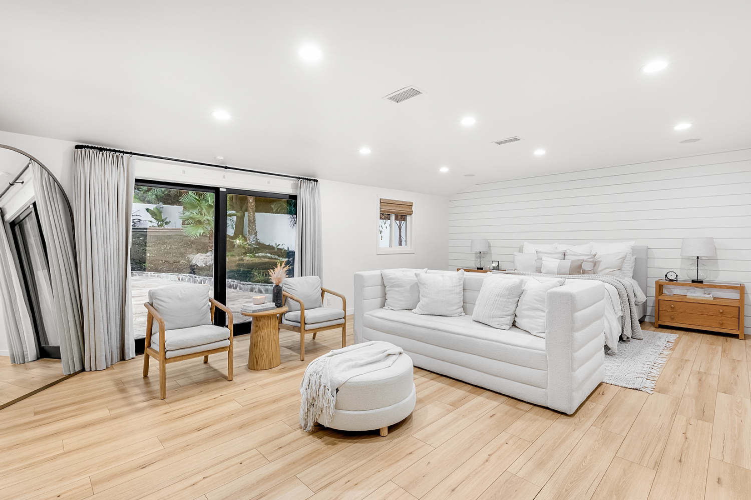 Elfyer - Tarzana, CA House - For Sale