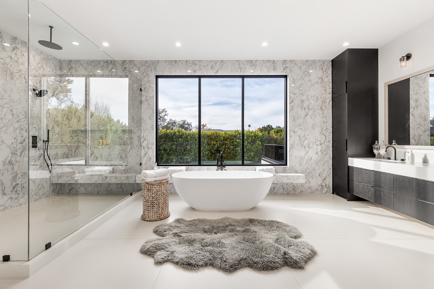 Elfyer - Encino, CA House - For Sale