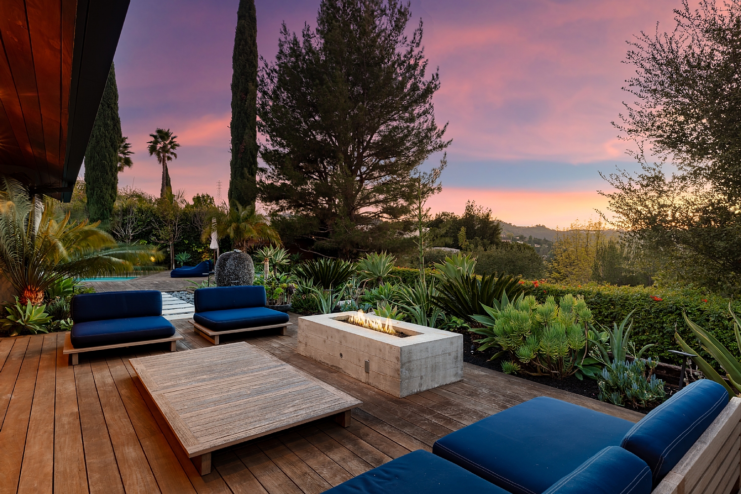 Elfyer - Studio City, CA House - For Sale