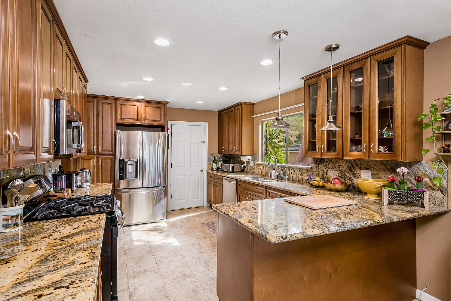Elfyer - Burbank, CA House - For Sale